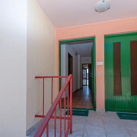 Gorgeous Apartment In Tisno With Kitchen Екстериор снимка